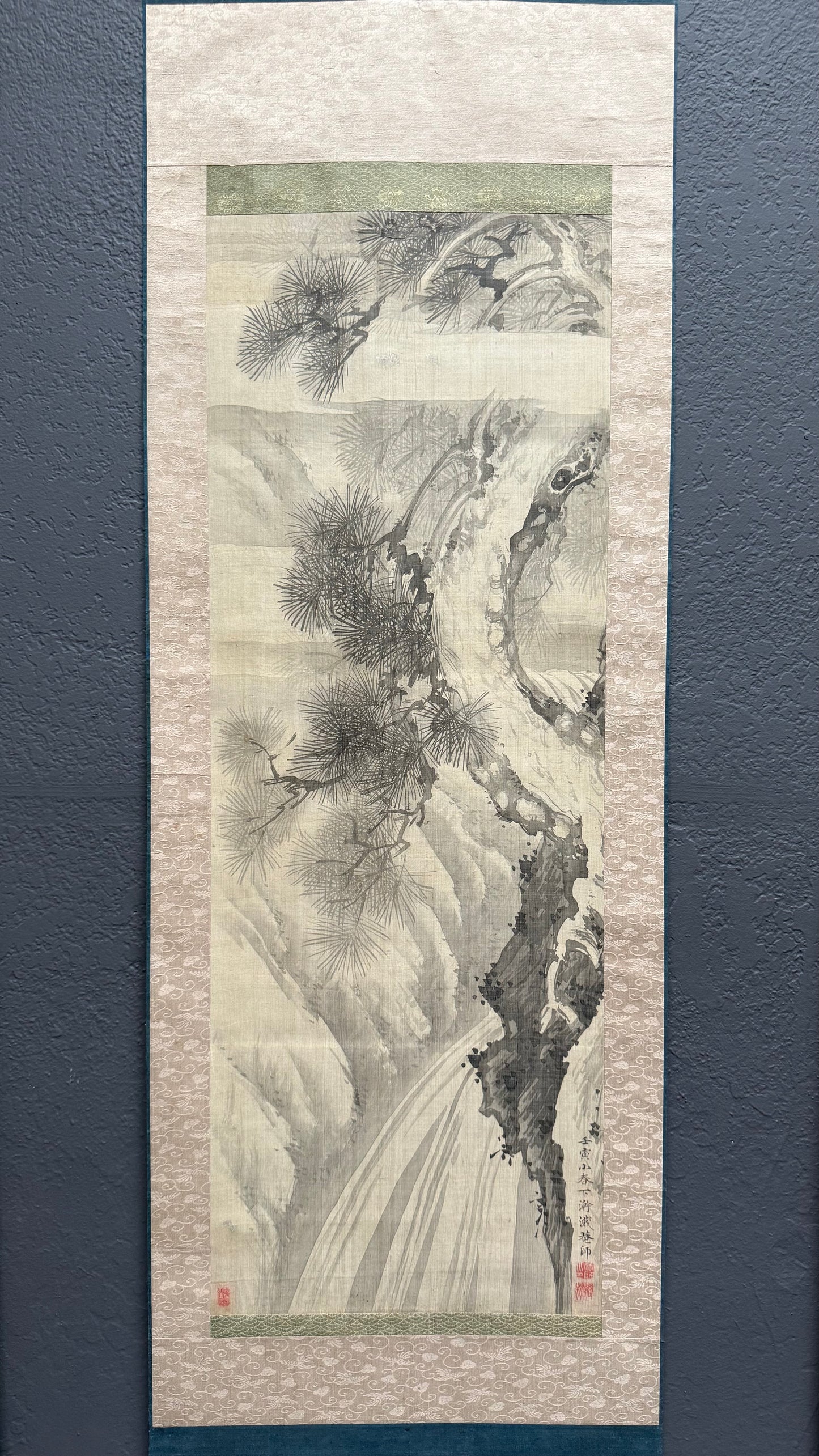 Close-up of silk painting technique on early 20th century Taisho kakejiku scroll