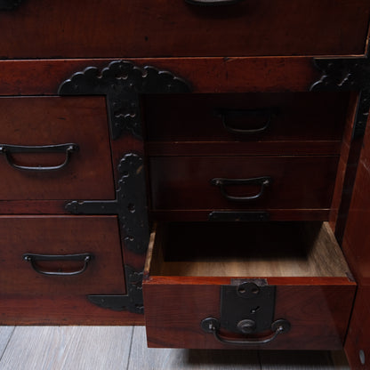 Exceptional Pair of Isho Tansu