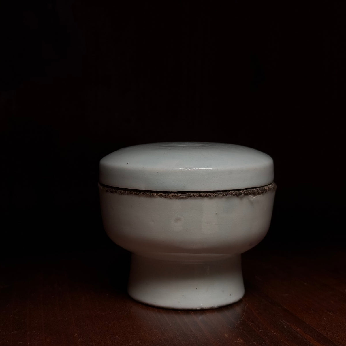 Joseon dynasty porcelain footed offering bowl (jesa vessel) with lid, view 7 of 11