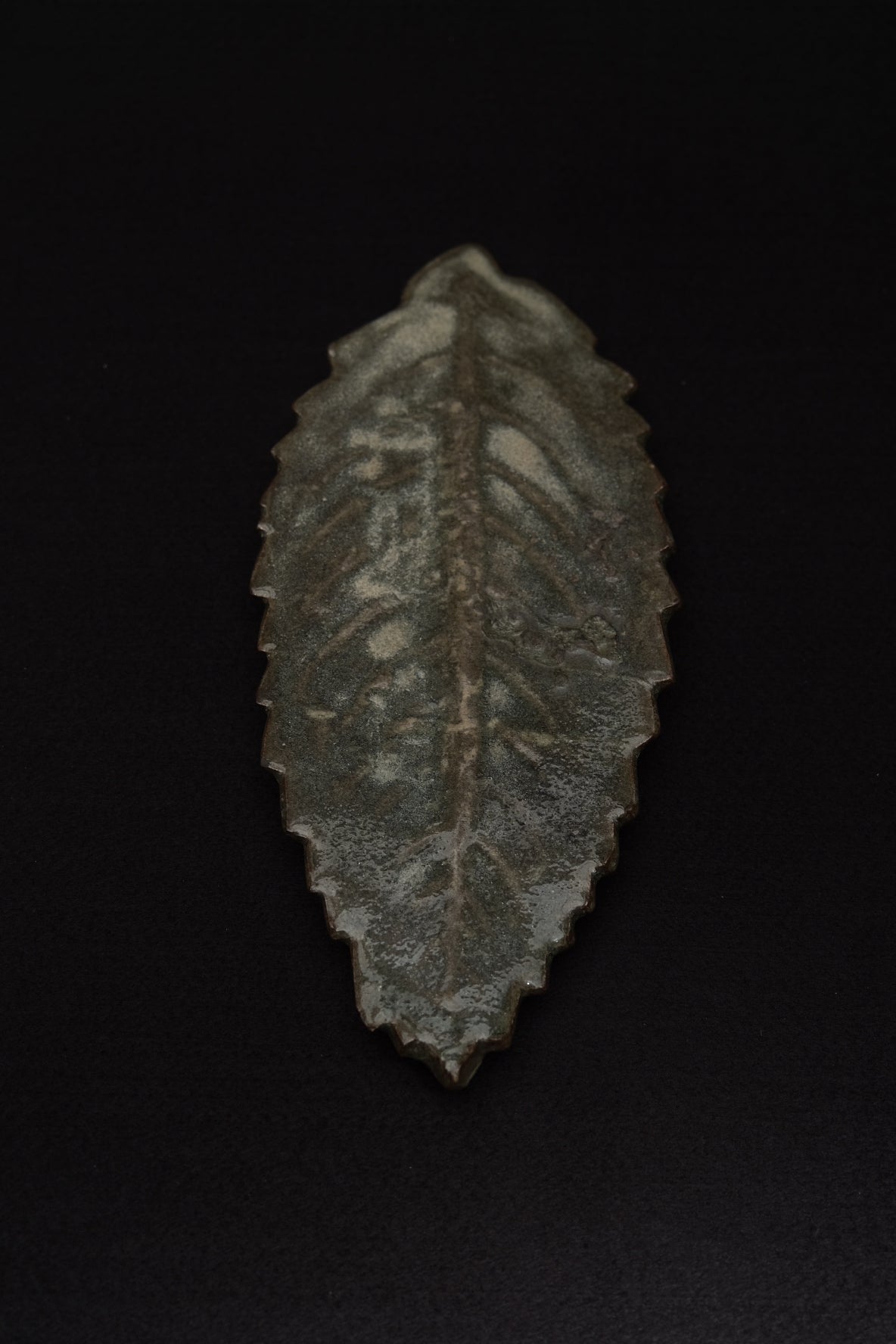 Ceramic Leaf