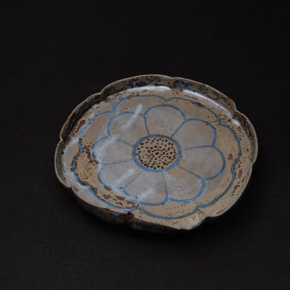 Ofuke Ware Plate, green-glazed leaf-form dish, 19c. Japan — alternate view 4 of 15