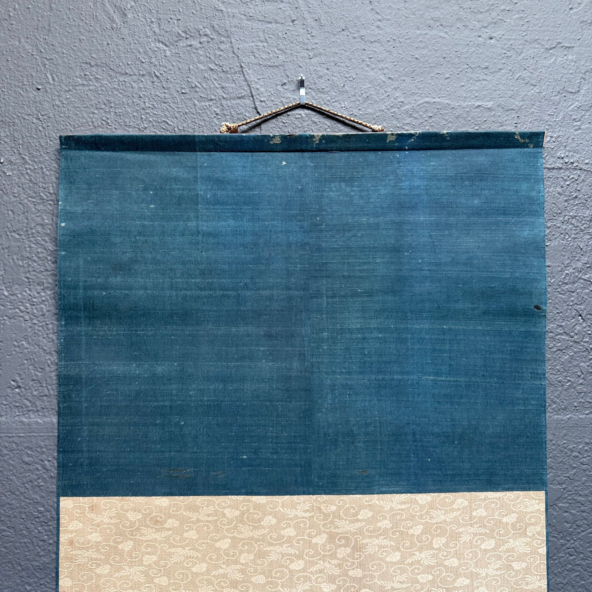 Reverse of Three Friends of Winter hanging scroll showing mounting construction