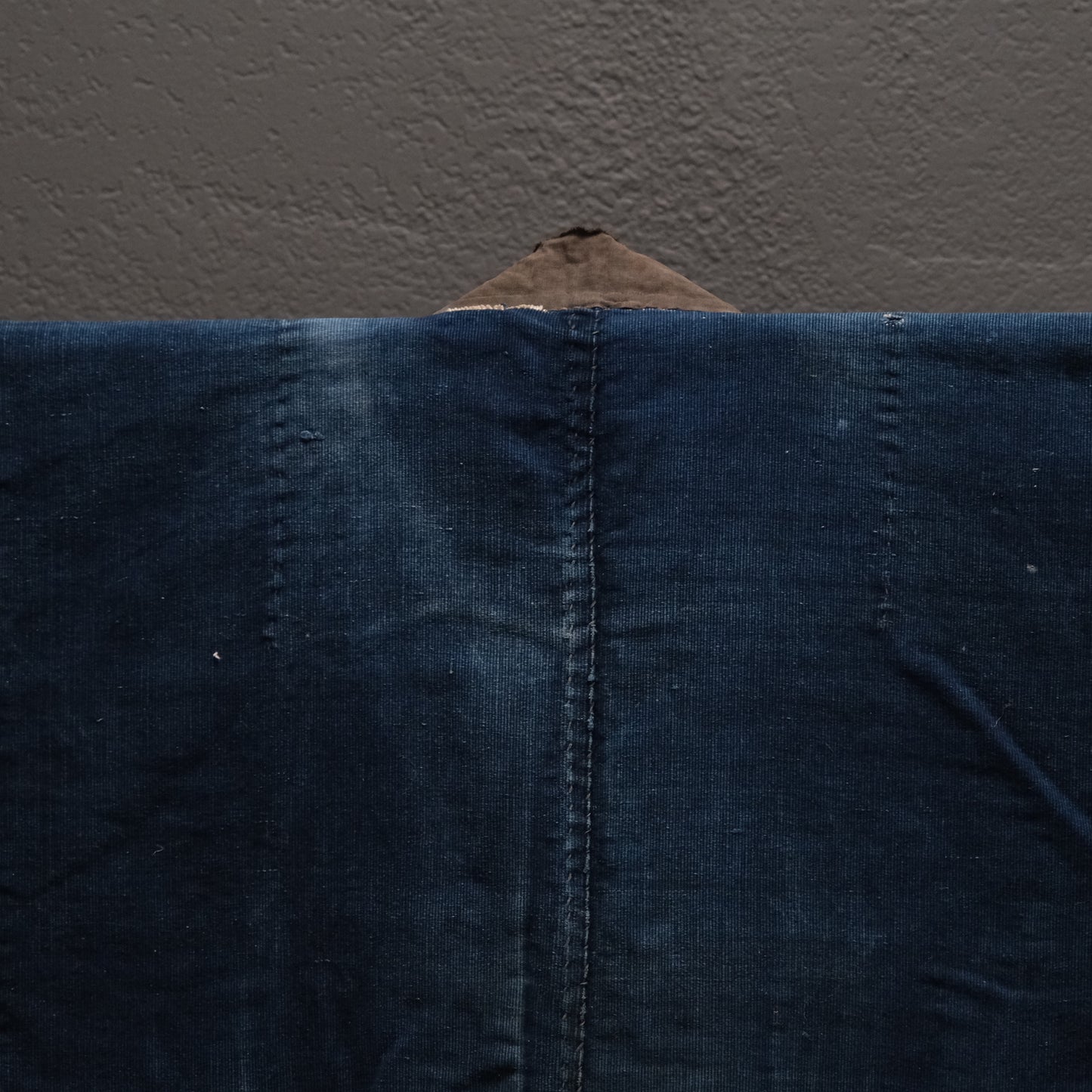 Collar and neckline of Japanese indigo noragi patchwork work kimono
