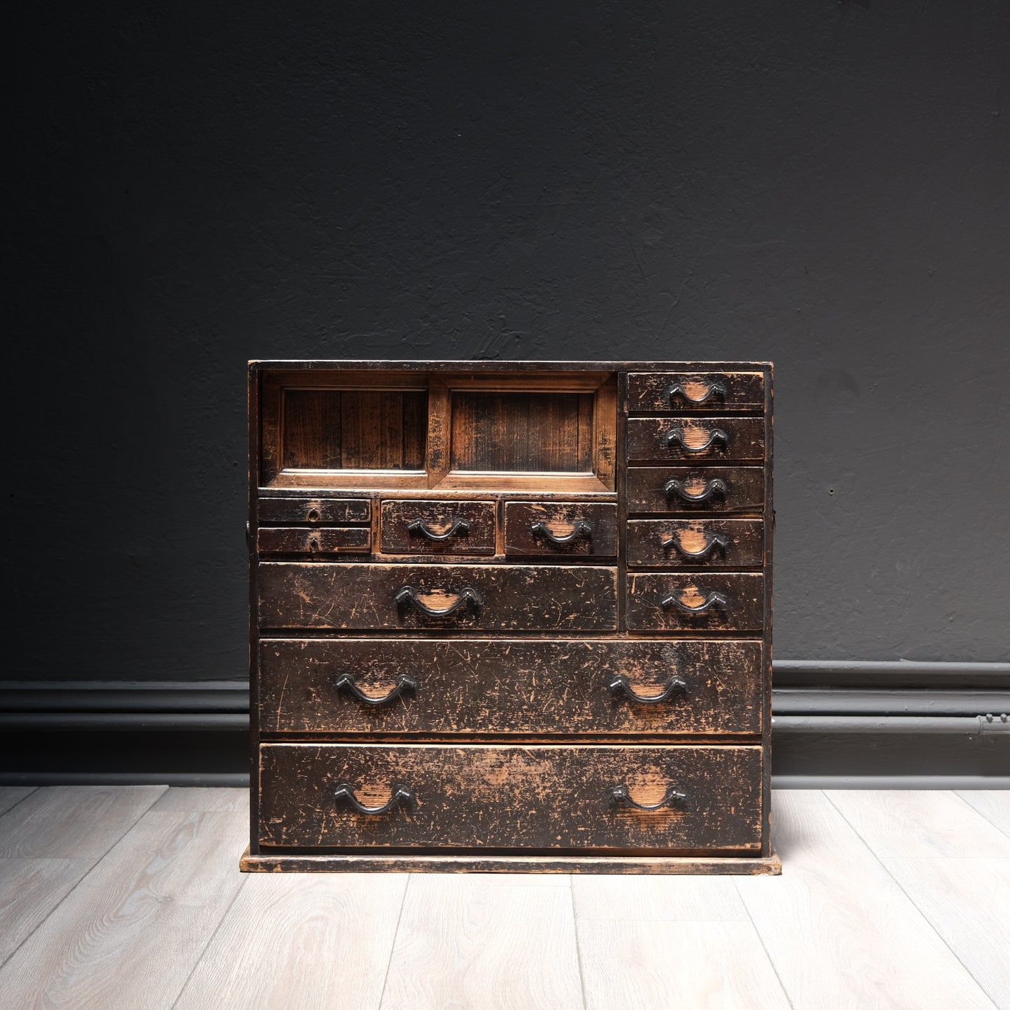 Folk Tansu