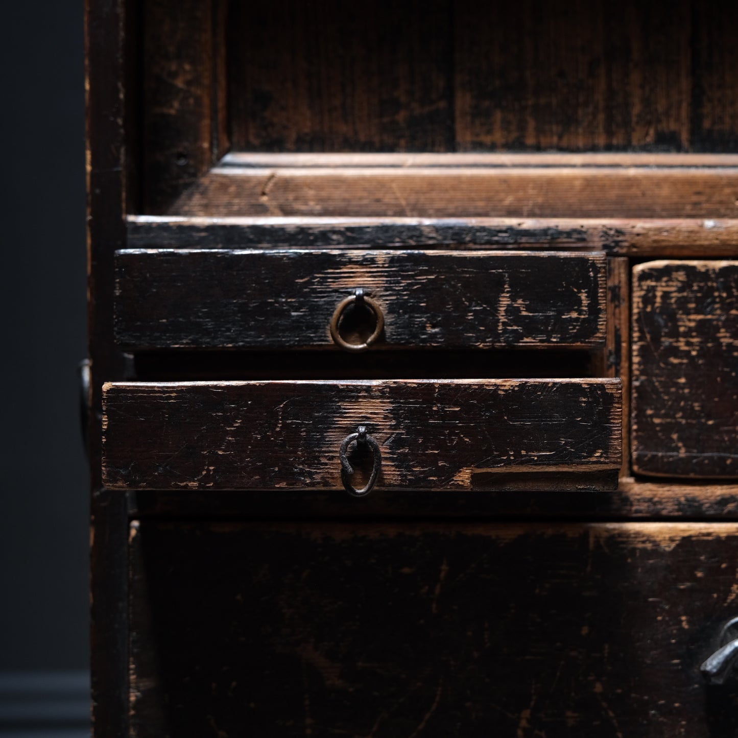 Folk Tansu