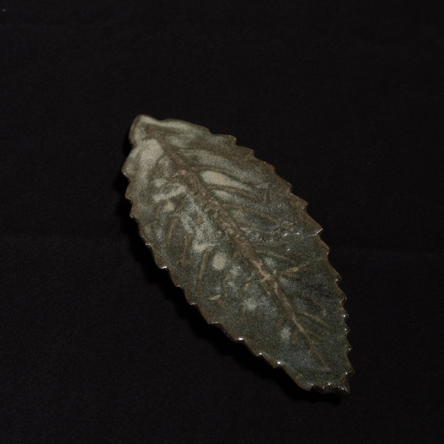 Ceramic Leaf