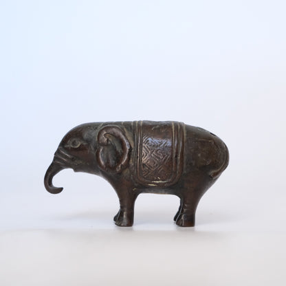 Small cast bronze elephant water dropper (suiteki) with incised caparison, view 8 of 8