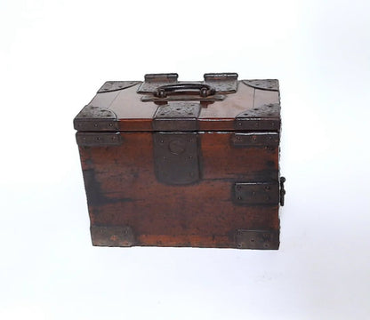 Full view of Meiji period Japanese stamp storage box in excellent condition