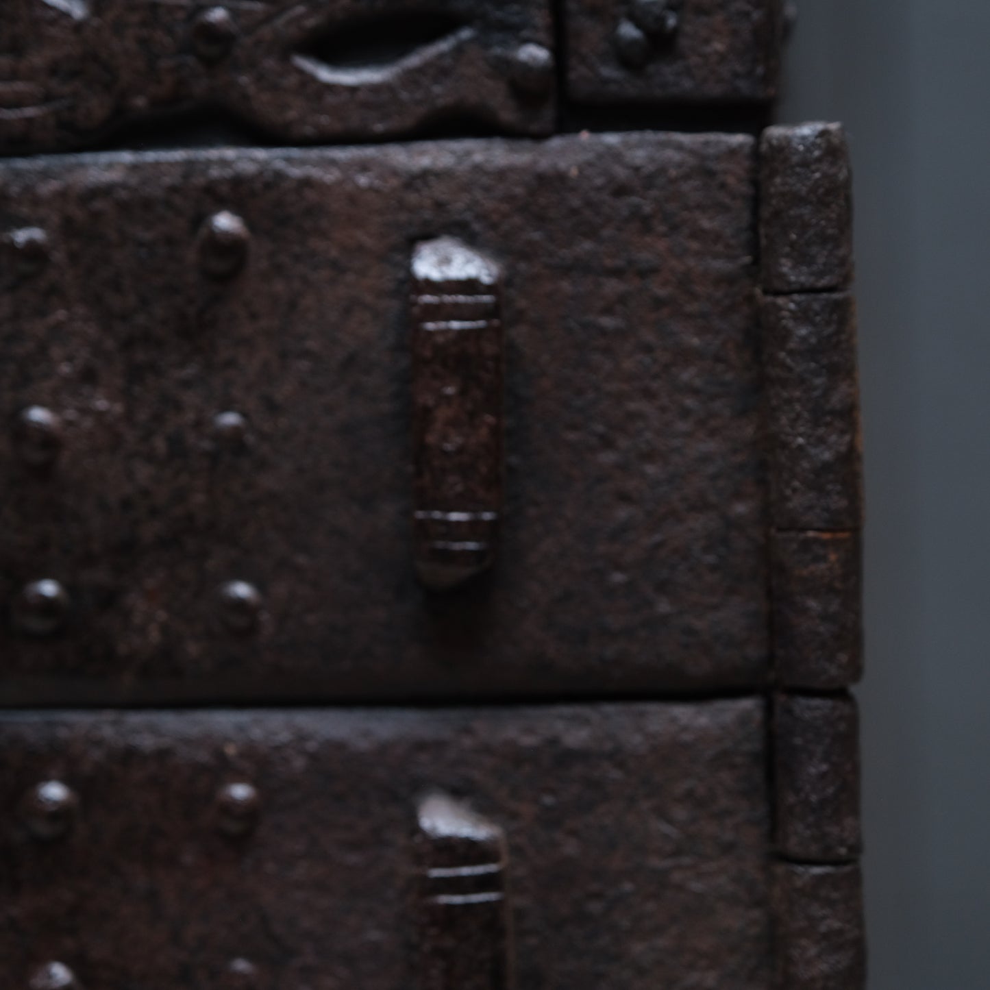 Funa-dansu (Ship's Chest)