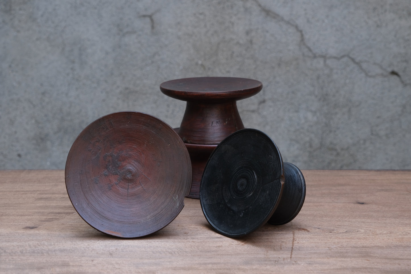 Joseon Dynasty Pedestal Dishes